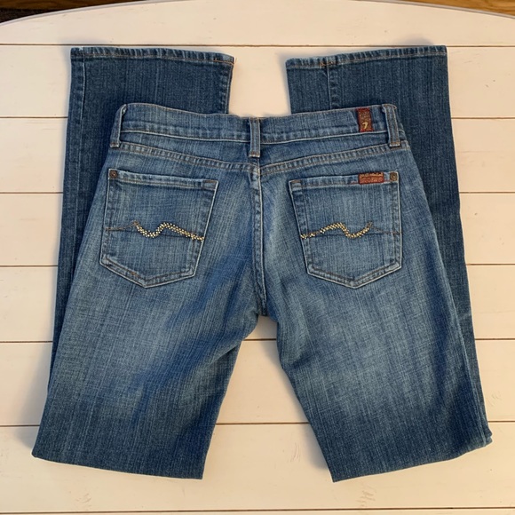 7FAM // Diamond Bootcut 28 - Picture 2 of 9